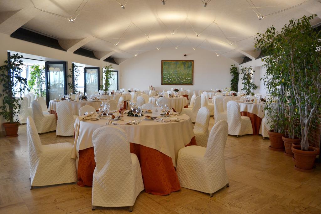 Splendid Hotel La Torre Mondello Bagian luar foto