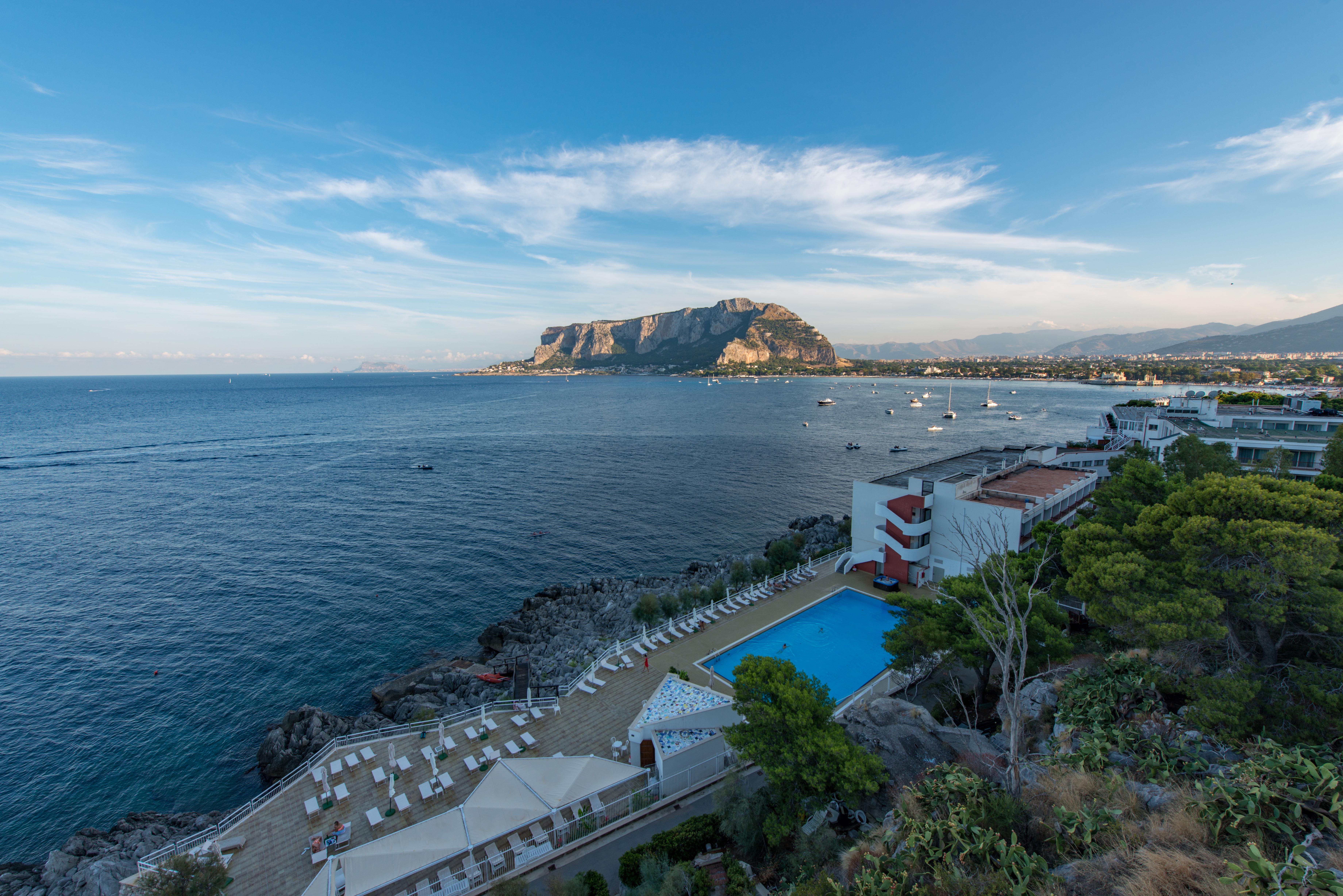 Splendid Hotel La Torre Mondello Bagian luar foto