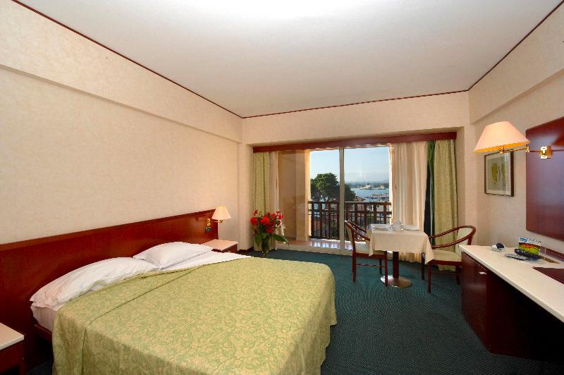 Splendid Hotel La Torre Mondello Bagian luar foto